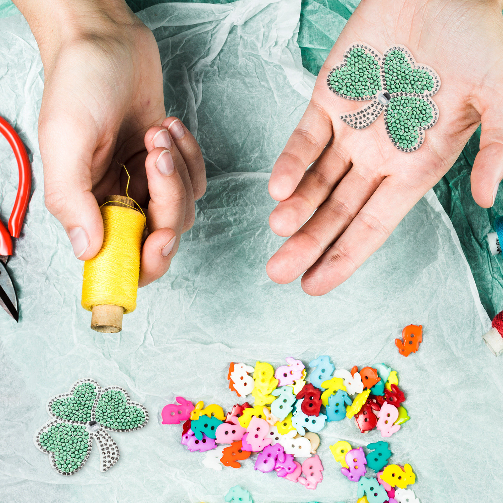 5Pcs Green Lucky Leaf Patches  - Sew On Rhinestone ulasan dan harga