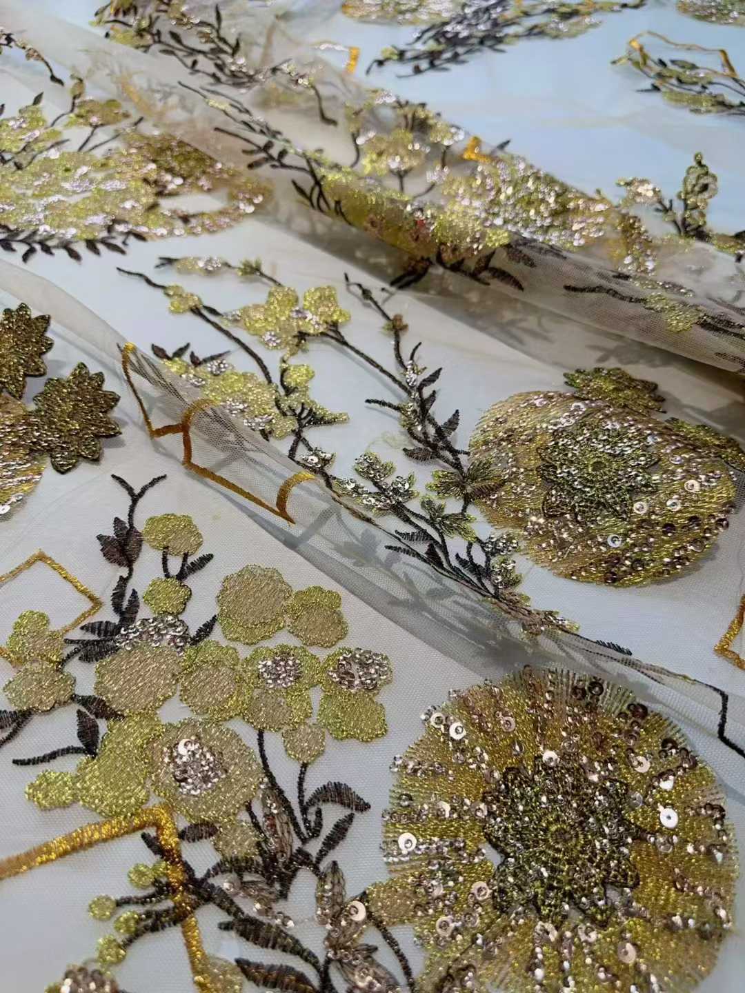High Couture Crystal Irregular - Crystal Mesh Fabric ulasan dan harga