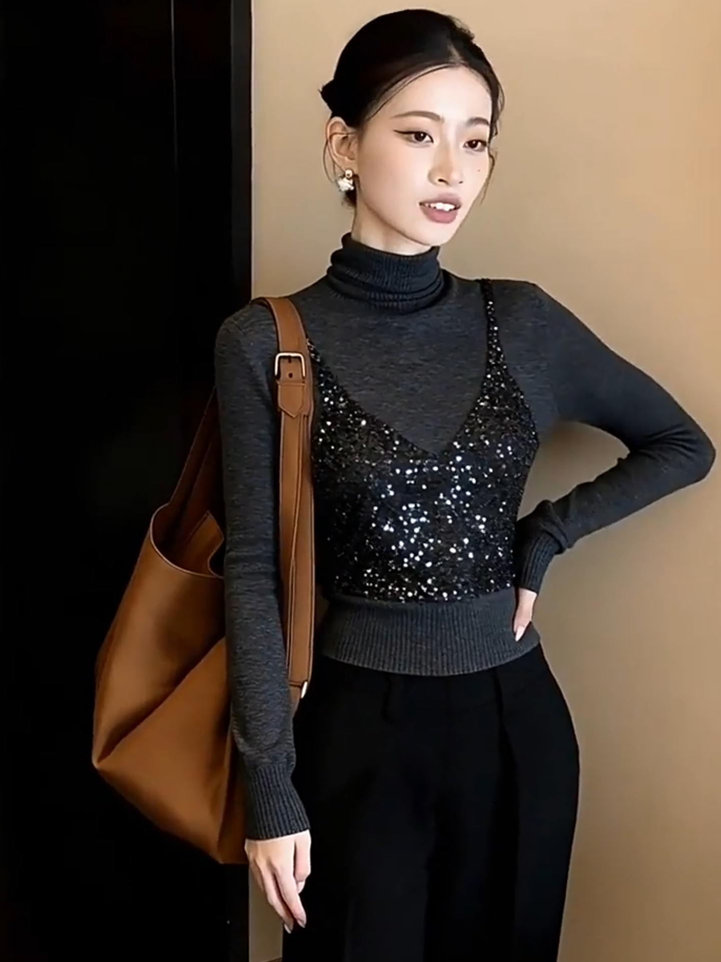 Chic High Neck Sparkling Sequi - Sequin Fabric Panel ulasan dan harga