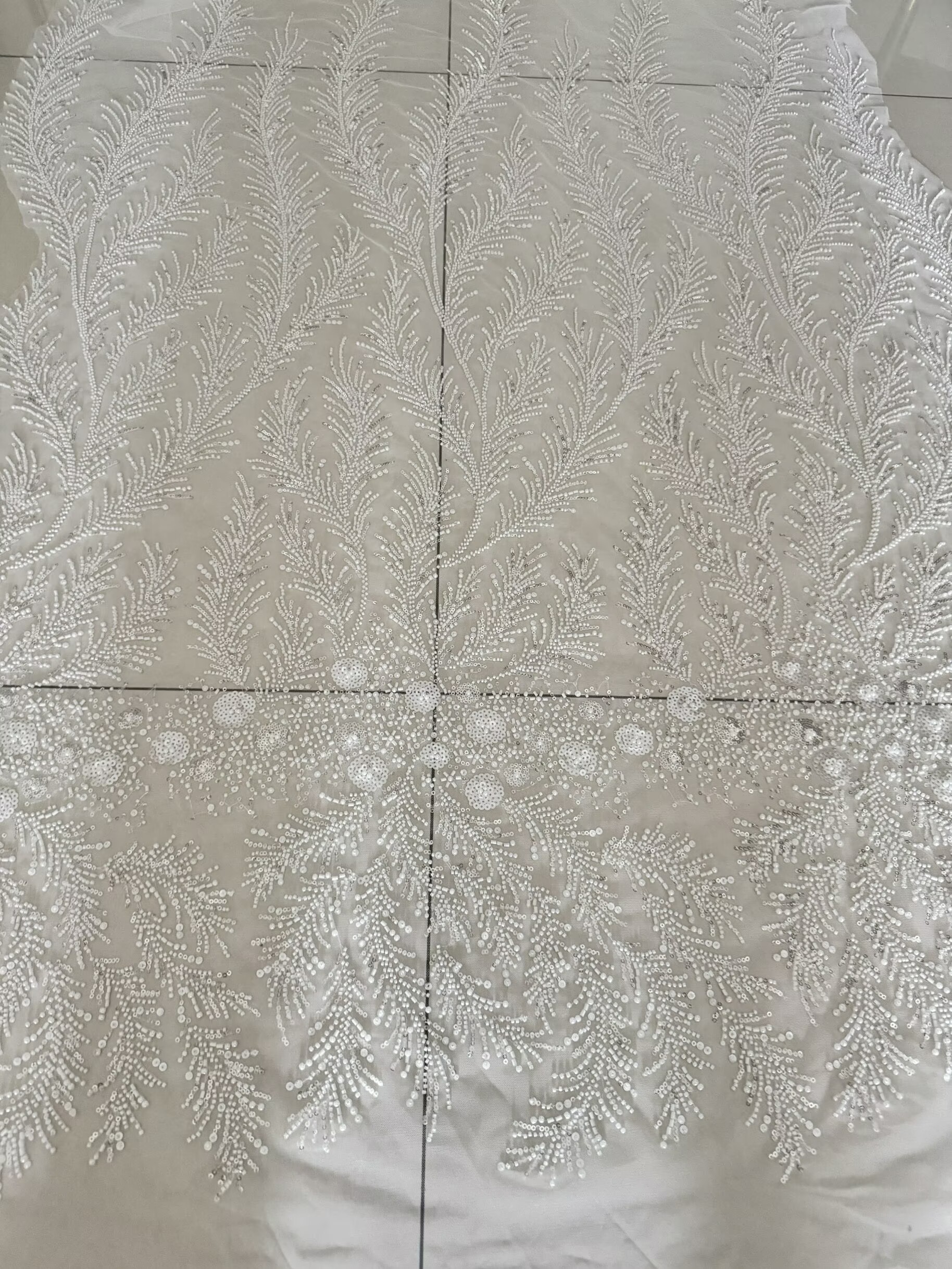 White Beaded Pearl Crystal Seq - Crystal Mesh Fabric ulasan dan harga